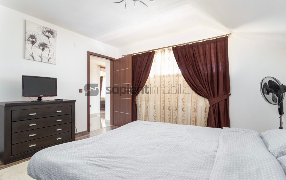 Vila in Rontau, Baile 1 MAI - Poză 3