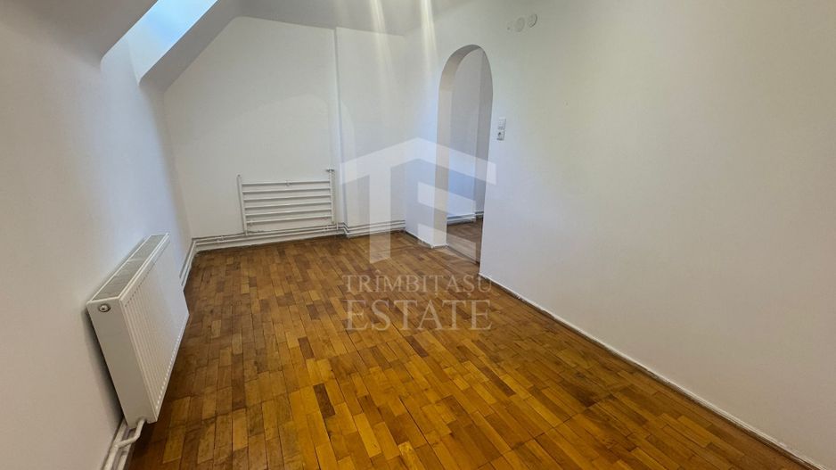 Apartament 3 Camere Nemobilat Pretabil Birou - Poză 1