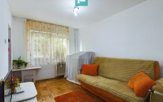 Garsonieră la etajul 2, zona Banu Mărăcine - Poză 1