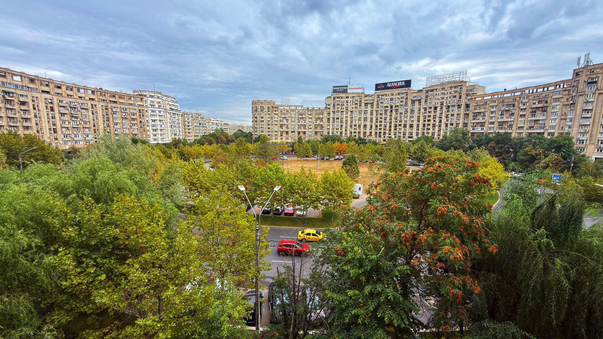 3 camere Alba Iulia et 3 vedere rond renovat complet lift Schindler - Poză 1