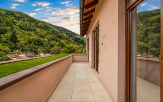 PENTHOUSE IN SCHEI | BRASOVUL LA PICIOARE | 189 MP DE TERASE - Poză 6