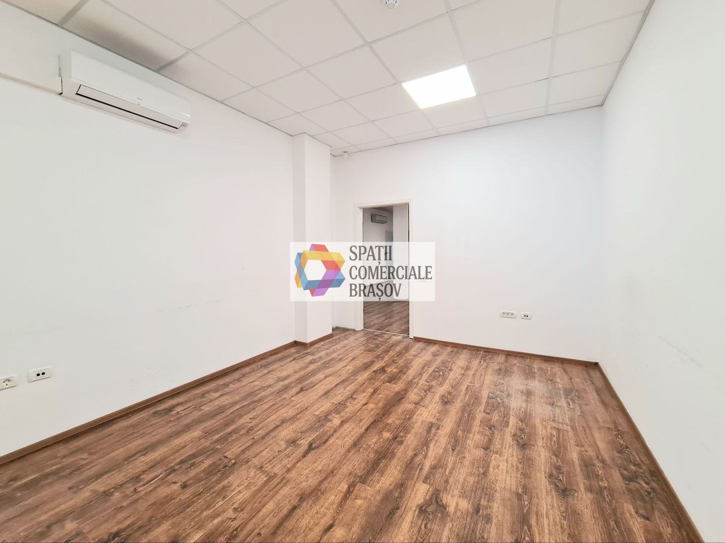 Spatiu birouri de închiriat Brasov - 220 mp # spatii-comerciale-brasov.ro - Poză 9