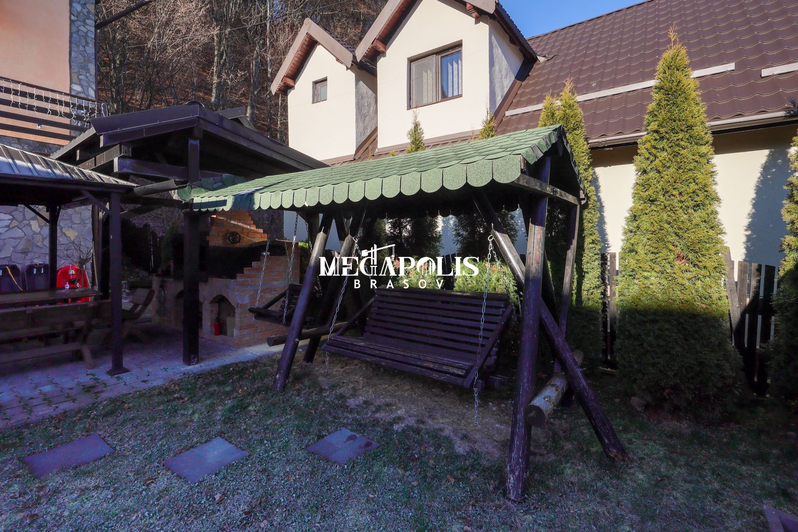 Pensiune/Vilă de vânzare în Bran | 8 camere | 180 mp - Poză 50