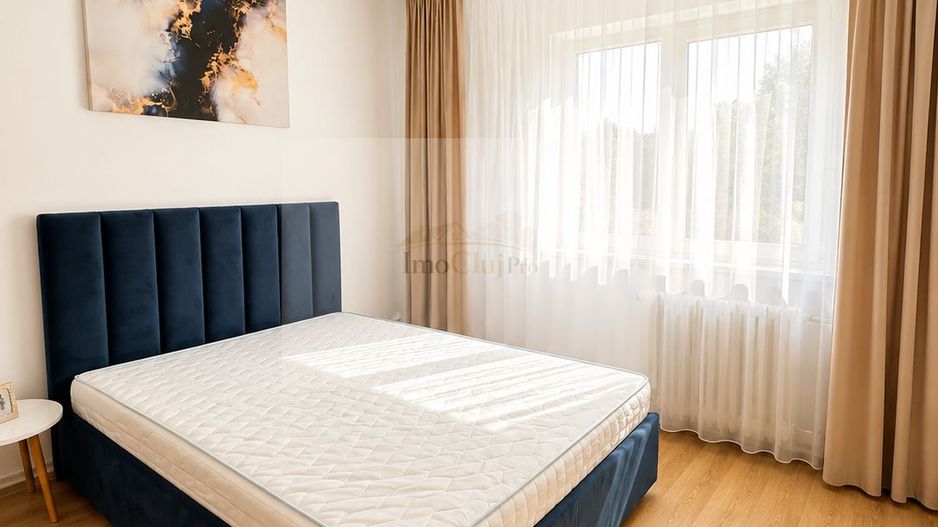 Închiriere apartament decomandat 4 camere - 2 băi-etaj intermediar - Poză 1