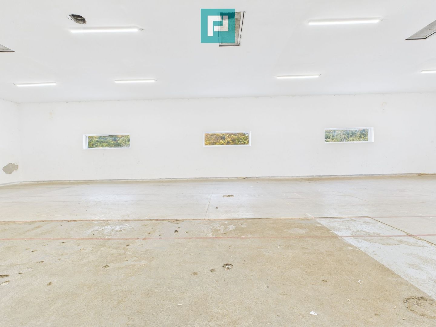 Spațiu industrial de 245 mp - Poză 2