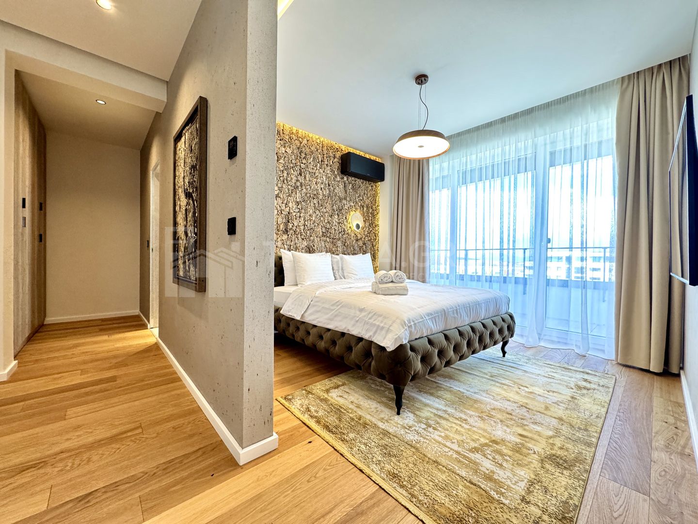 Penthouse de lux, prima închiriere, priveliște spre Tampa - Kasper Coresi - Poză 2