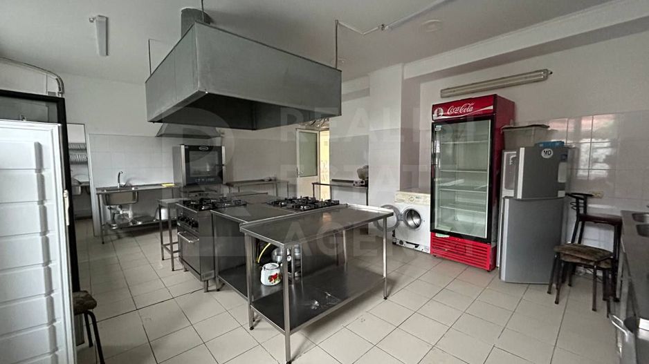 Vânzare, spațiu comercial, 600 mp, orașul Glodeni - Poză 12