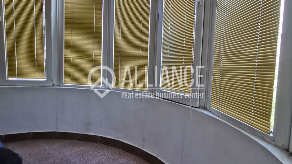 De vânzare apartament Zona Casa de Cultură, Bd. 1 Decembrie 1918 - Poză 11