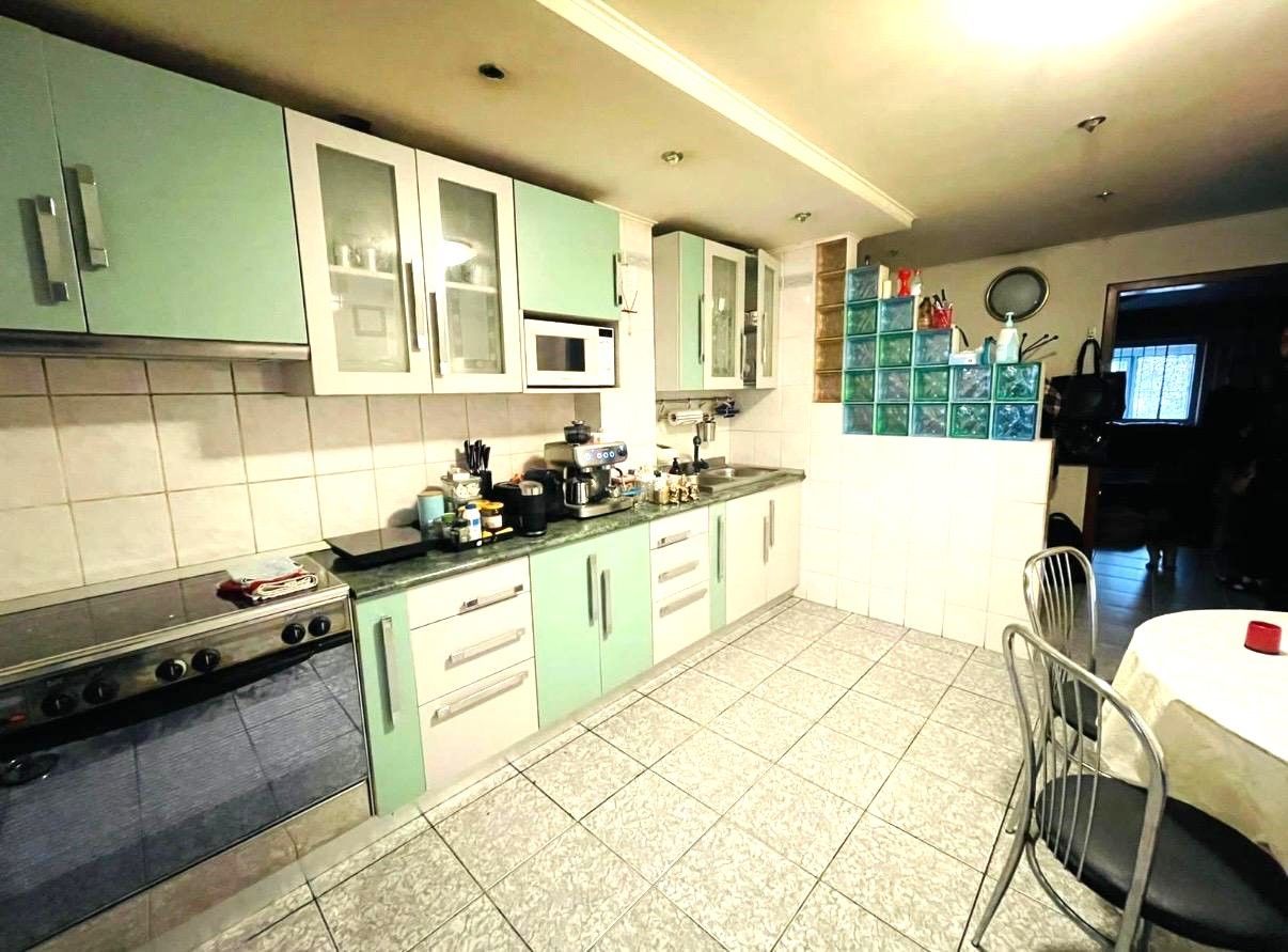 Vânzare 3 Camere 110 mp | Centrală Proprie | 2 min Mall Vitan, 12 min Metrou - Poză 1