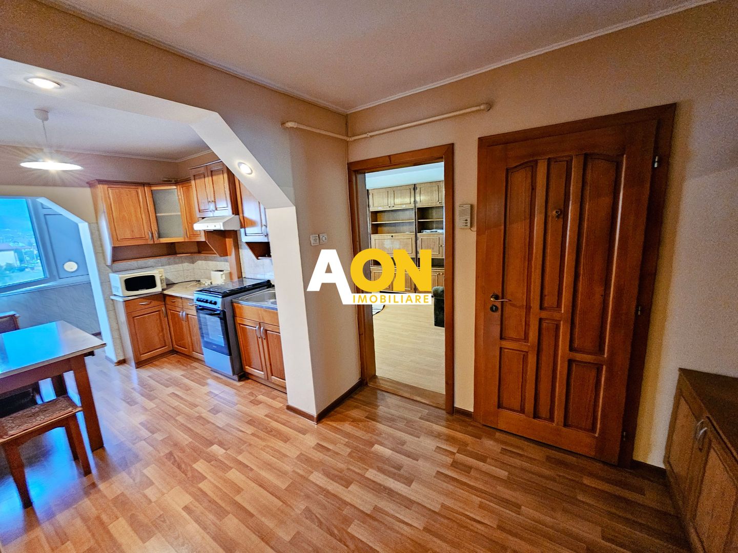 Apartament 2 camere, 50 mp utili, decomandat, Ampoi 3 - Poză 4