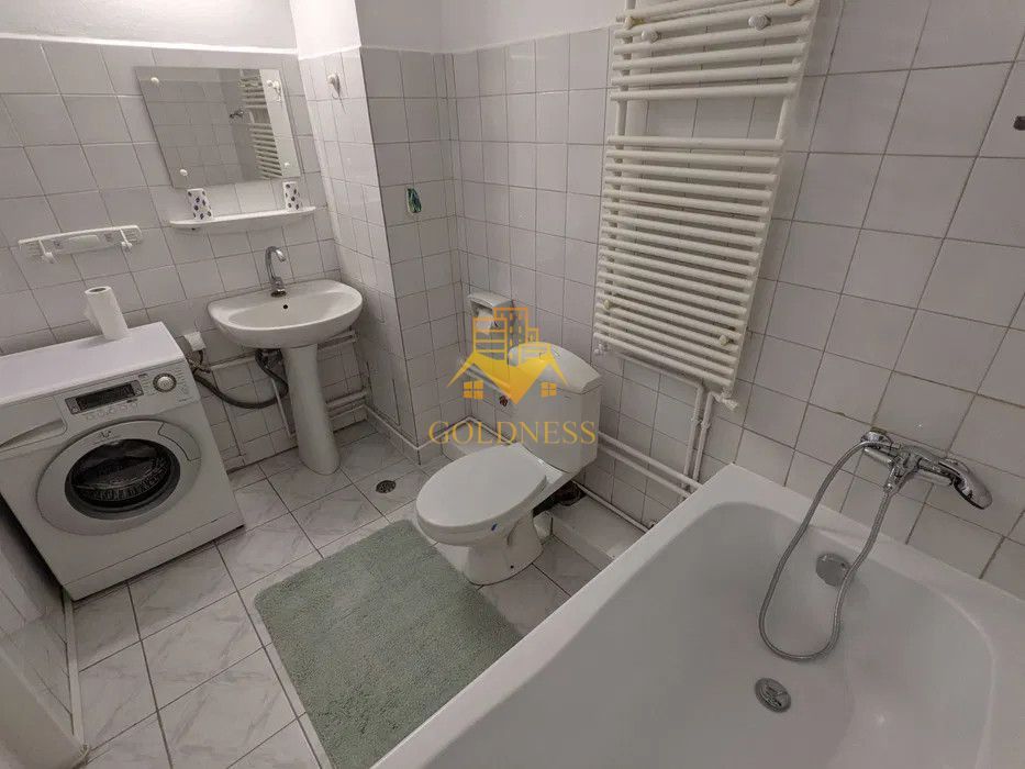 1 camera, Parcul Rozelor, Supeco, Plopilor, Carrefour, OMV - Poză 6