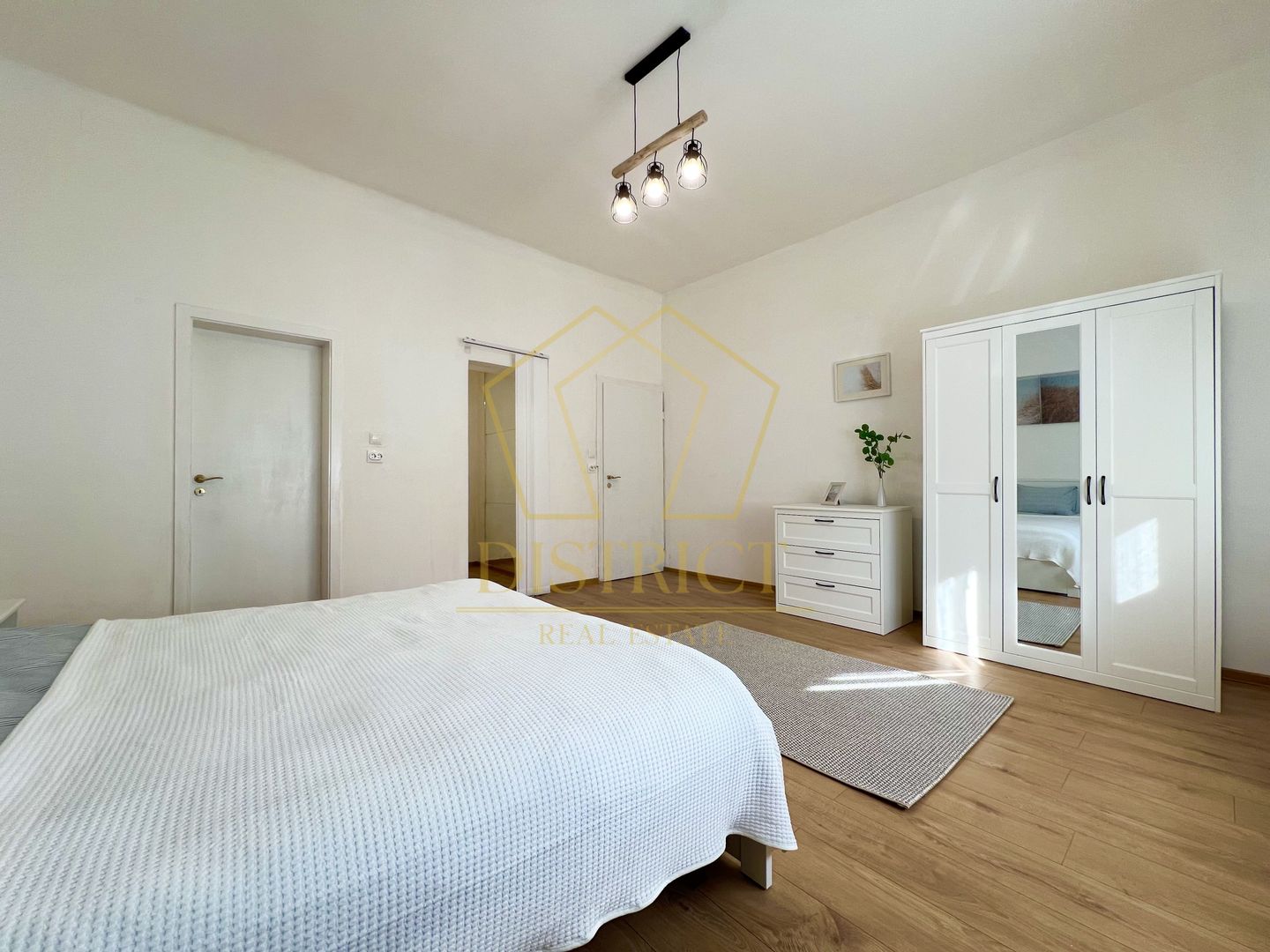 Casa individuala  cu 2 camere | Recent Renovata | Telegrafului - Poză 7