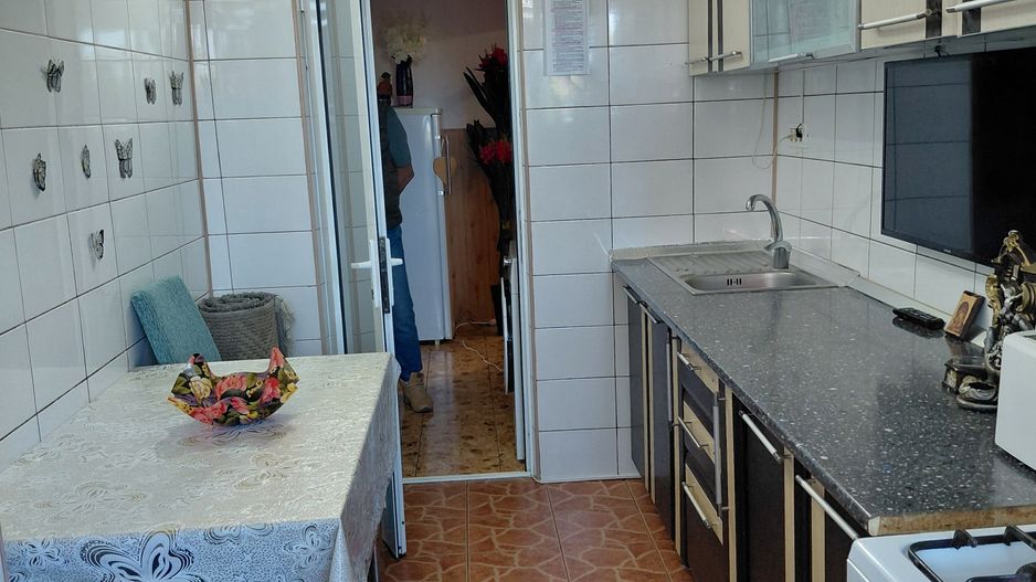 🏡 Oportunitate! 2 camere decomandat, etaj 1/4, 2 balcoane – General - Poză 8