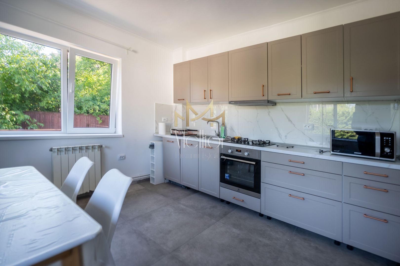 Apartament generos 4 camere | 170 mp | cart. Andrei Muresanu! - Poză 2