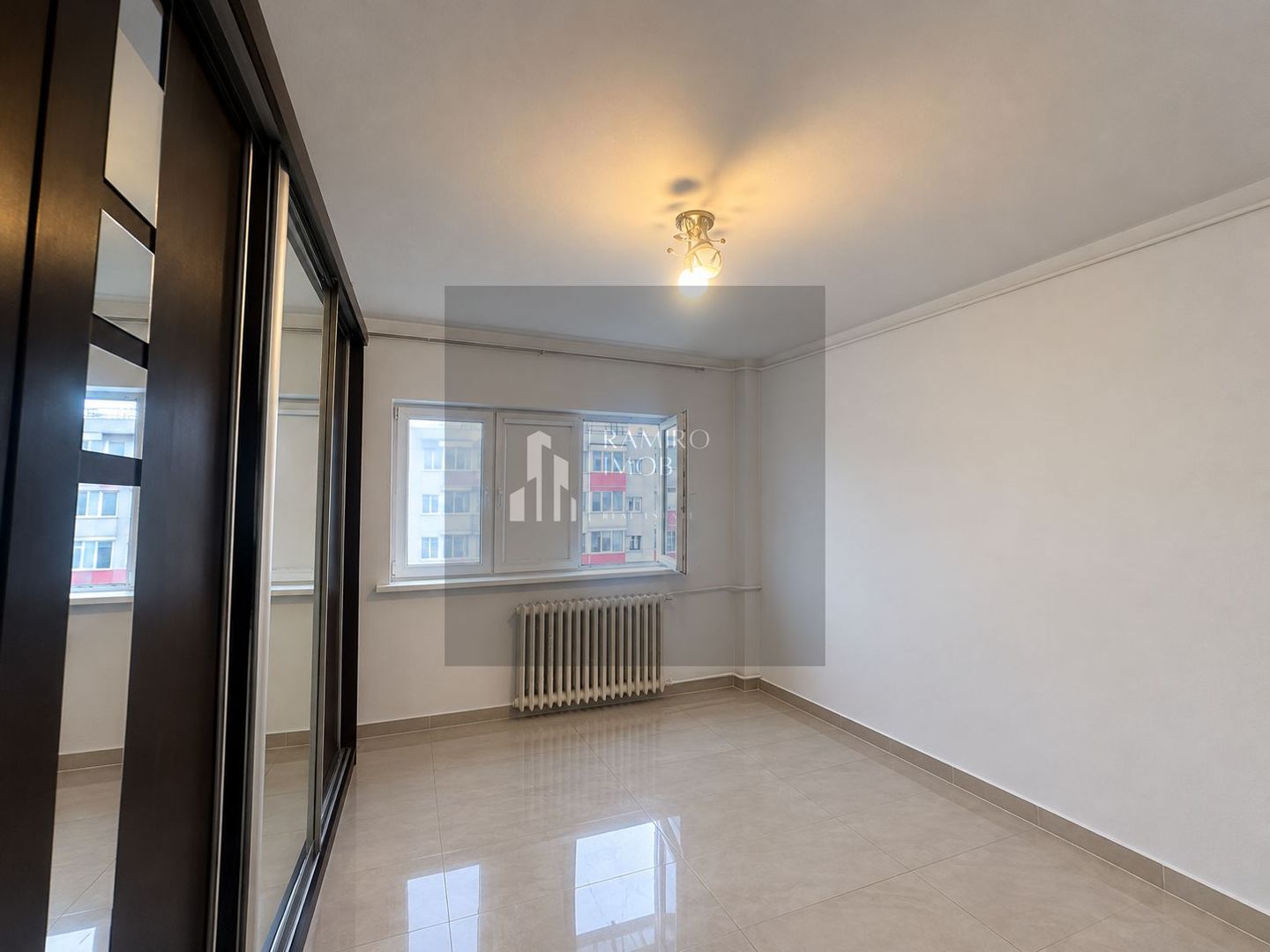 De vanzare apartament 2 camere, decomandat, Metrou Tineretului 15 min - Poză 5