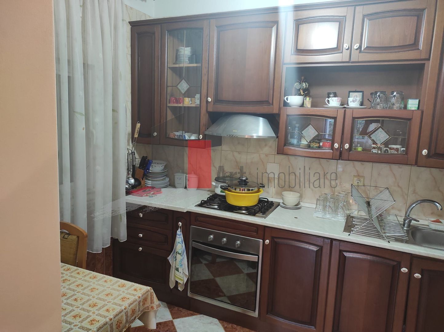 Vila spatioasa in Branesti - Poză 12