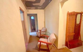 Exclusivitate - Apartament 2 camere în Micro 17, parter, de renovat - Poză 2