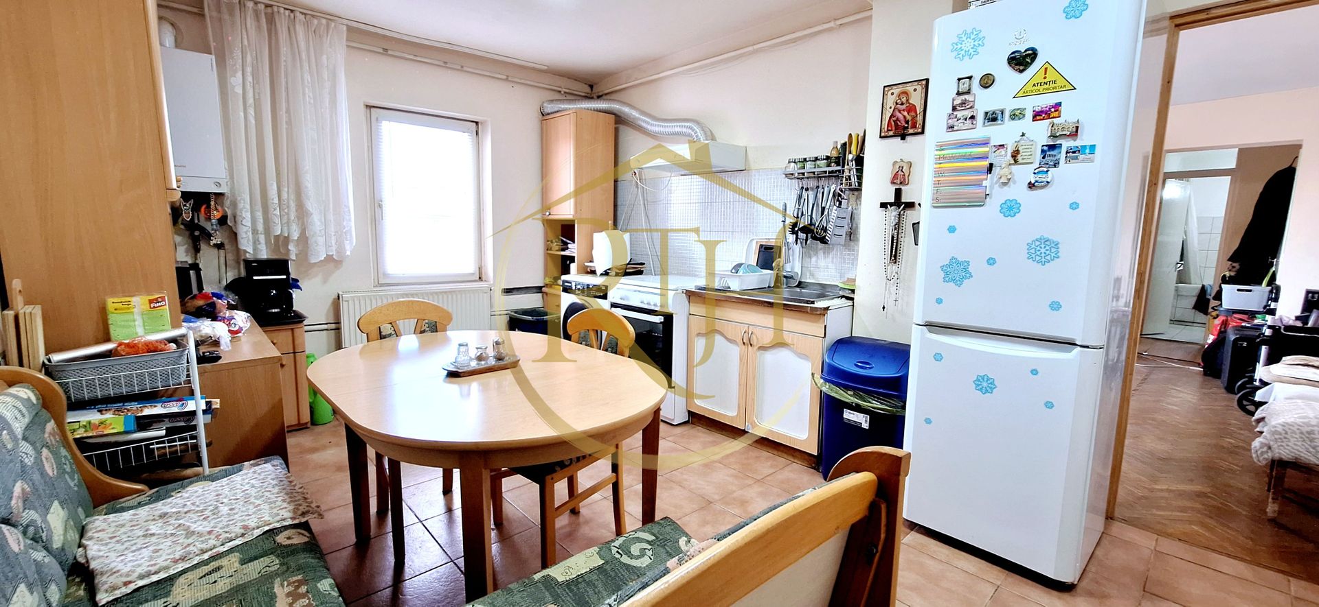 Oferim spre vanzare, Apartament cu 3 camere, Girocului, Sp. Judetean - Poză 10