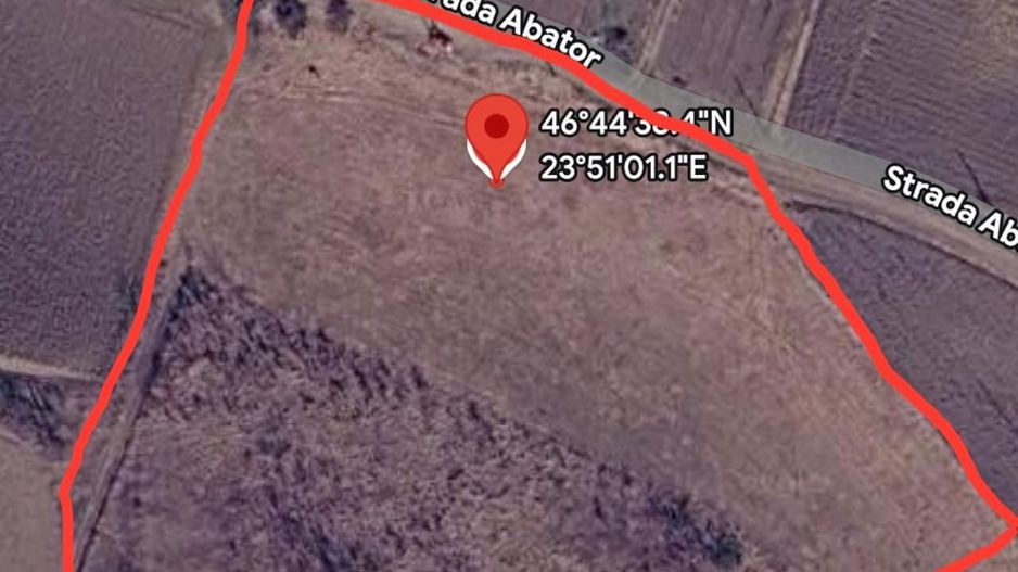 Teren Intravilan 12.500mp cu front la strada de 140m - Str Abatorului - Cojocna - Poză 1