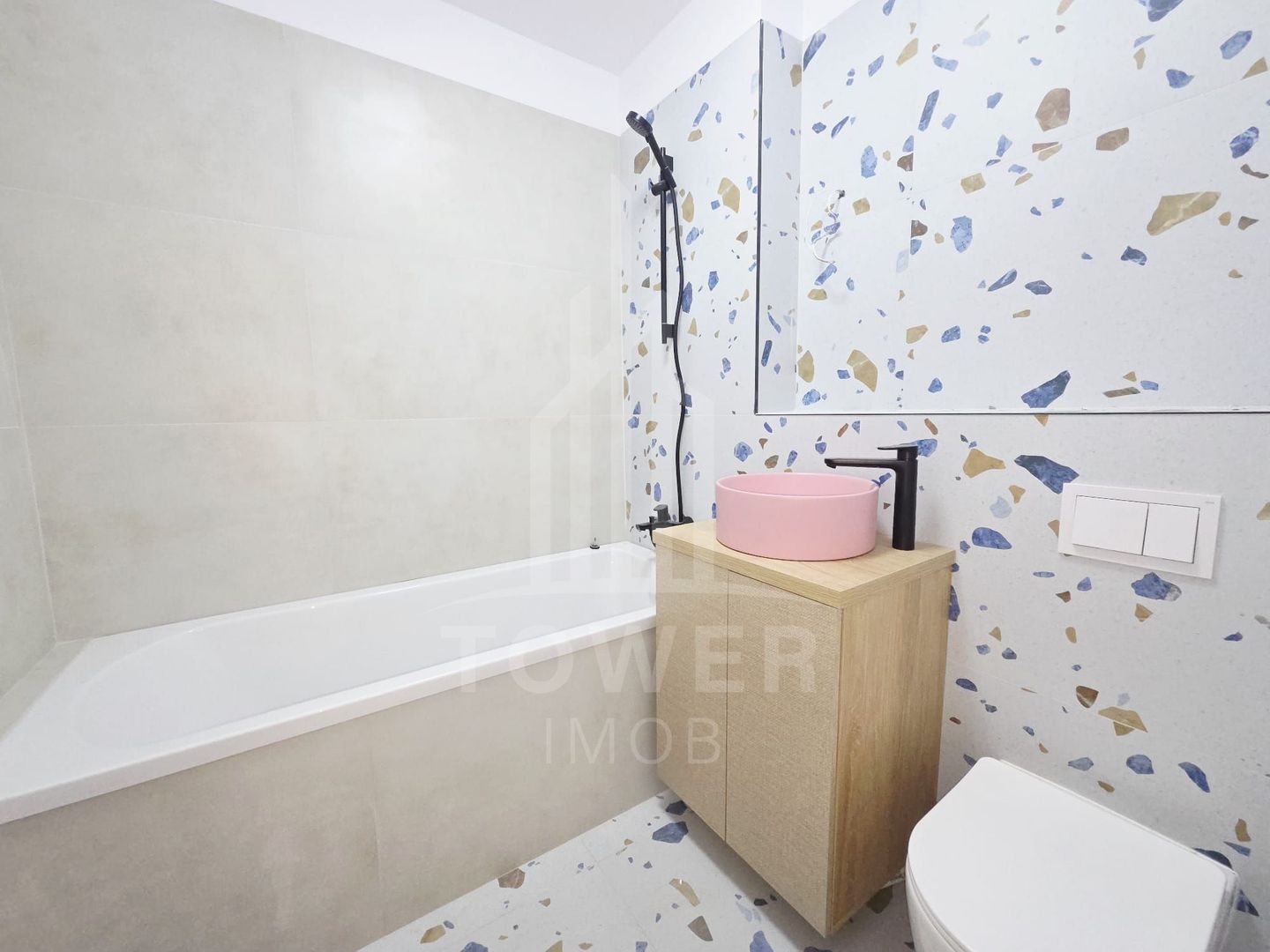 Apartament 4 camere  supwr lux de închiriat - Poză 18