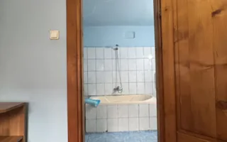 De vânzare Casă în Grădiște, curte + grădină proprie generoasă Arad - Poză 22