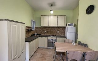 Apartament spațios în clădire istorică – 70 mp, Palatul Istvan Nemes - Poză 9