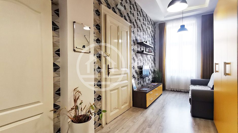 Apartament de închiriat cu 4 camere în zona Ultracentrală, Oradea - Poză 11