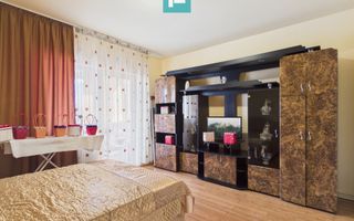 Casă individuală 8 camere - Dudeștii Noi - Poză 13