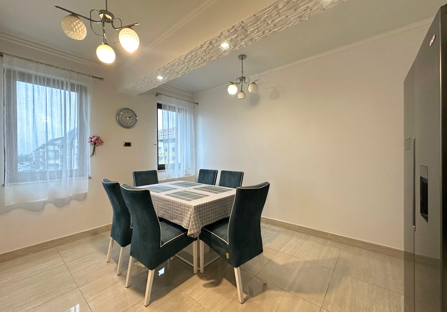 Vând apartament 3 camere 3 minute de Coresi complex ISARAN - Poză 30