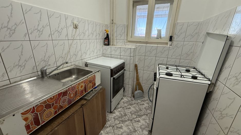 Garsonieră de închiriat | Zona Mihai Viteazul | Etaj 2 | 30 mp - Poză 4