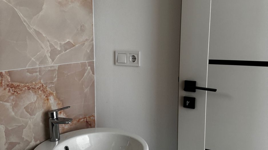 Casa tip duplex  de vanzare in Sebes - Poză 4