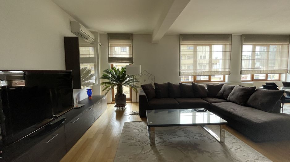 PENTHOUSE SUPERB CU 4 CAMERE LA INCHIRIERE LANGA PARCUL HERATSRAU - Poză 11