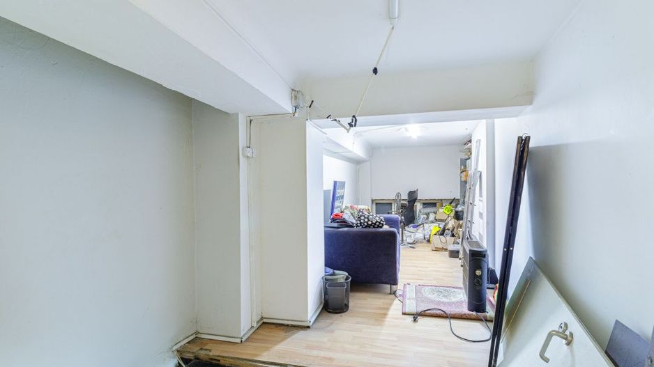 Spatiu comercial in Centrul Vechi cu chirias, cladire risc 1 - Poză 3