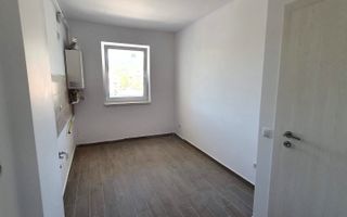 Apartament cu 1 camera, 42 mp utili, cu balcon, etaj 1, bloc nou - Poză 6
