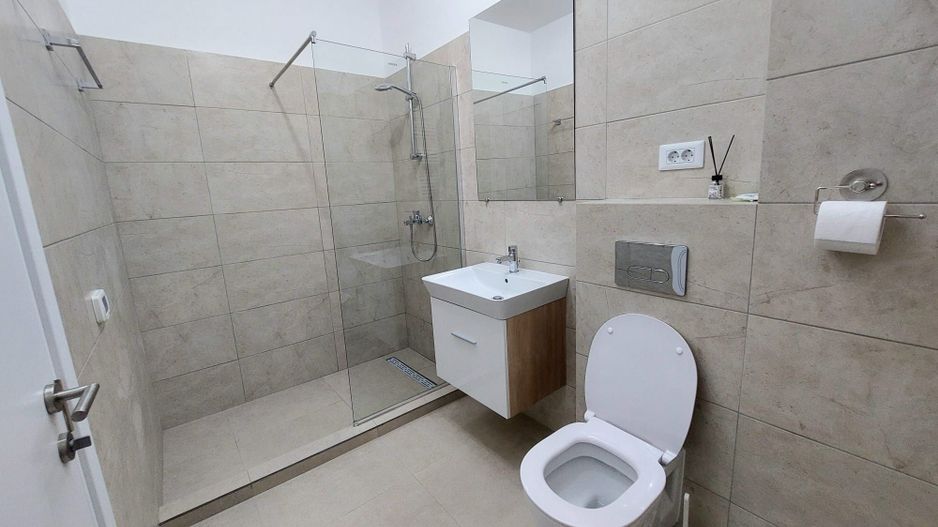 2 Camere, 2 balcoane, mobilat, PARCARE SUBSOL INCLUSA, 3 minute Metrou Pacii - Poză 10