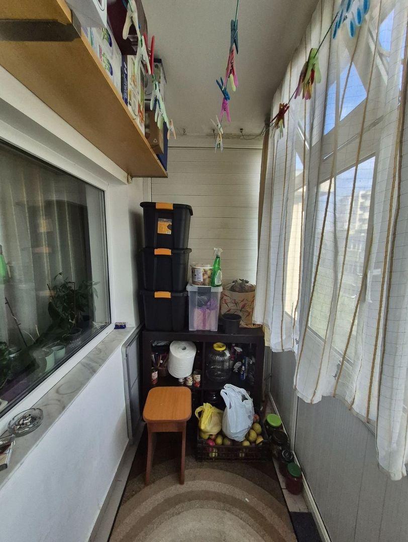 Ap decomandat 4 camere , 2 bai si 2 balcoane-zona Colentina bloc 1986 - Poză 24