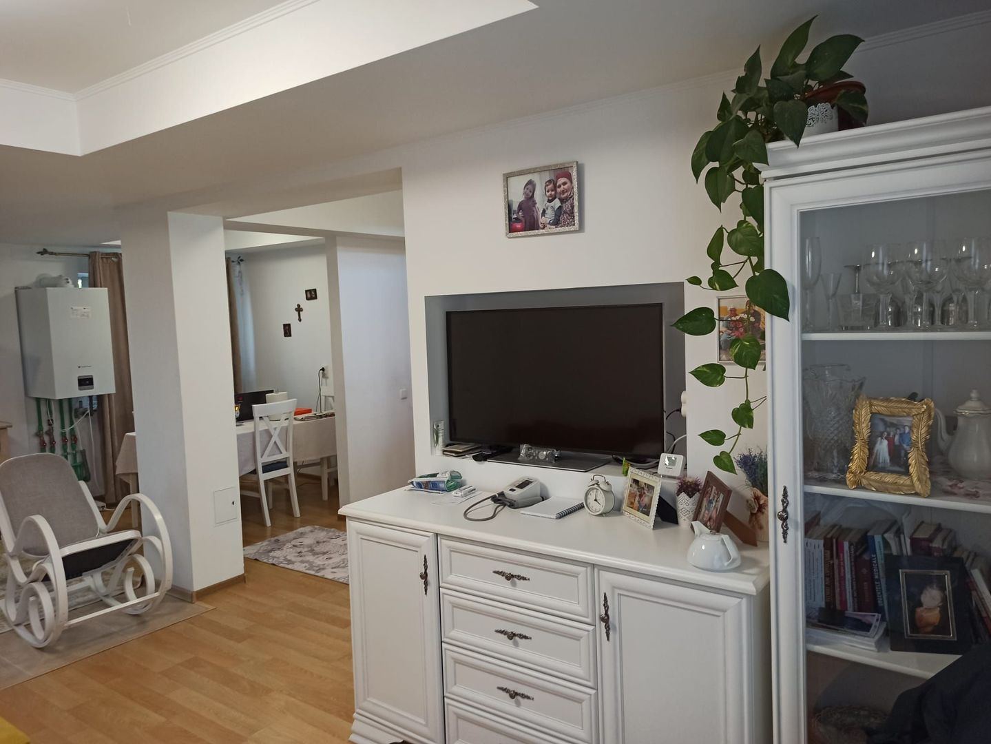 vila triplex,deosebita,mob-util partial/complet/Frumusani-Calarasi - Poză 33