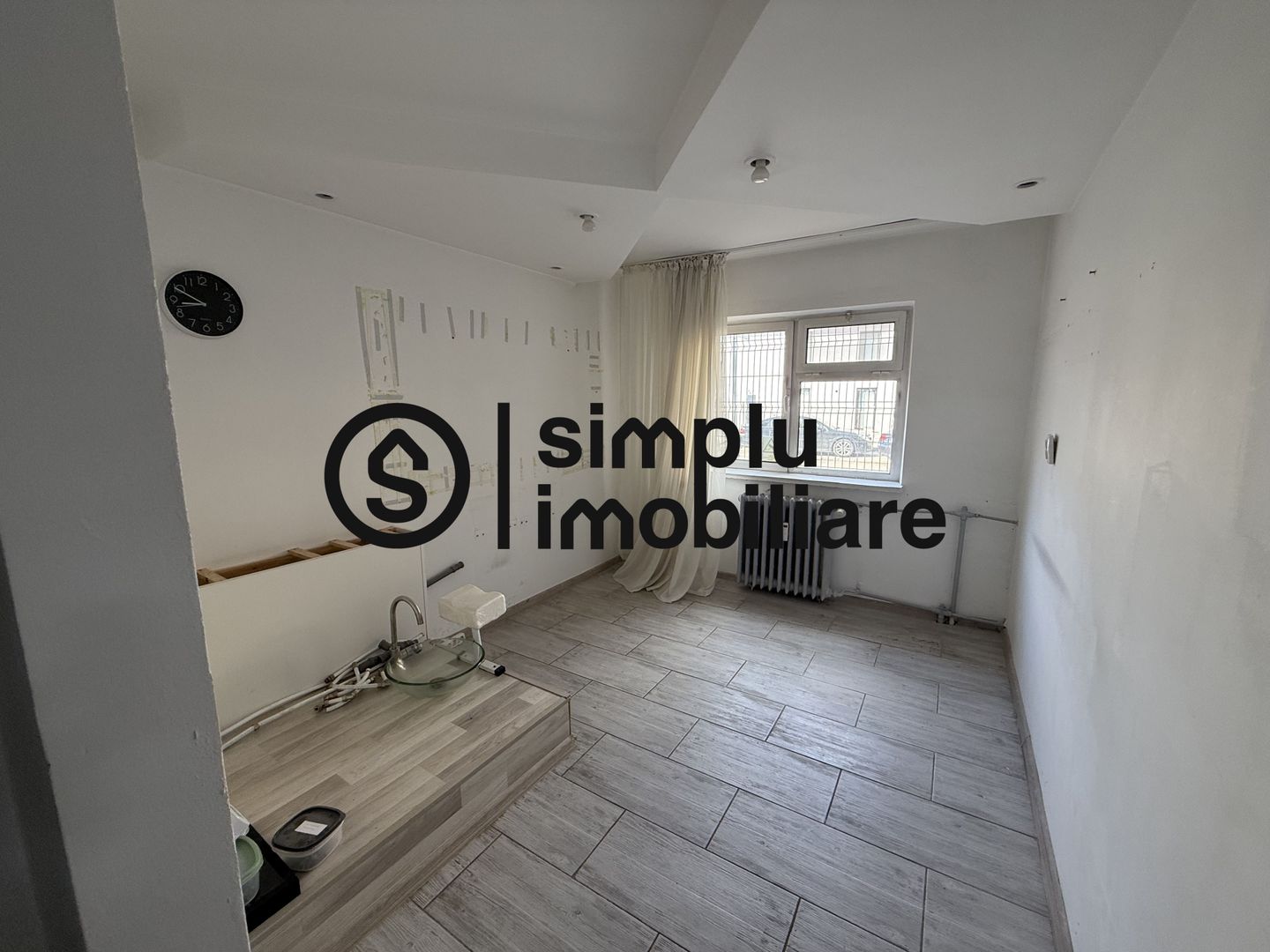 Spatiu Comercial, parter, Sarari - 115 000 Euro - Poză 6
