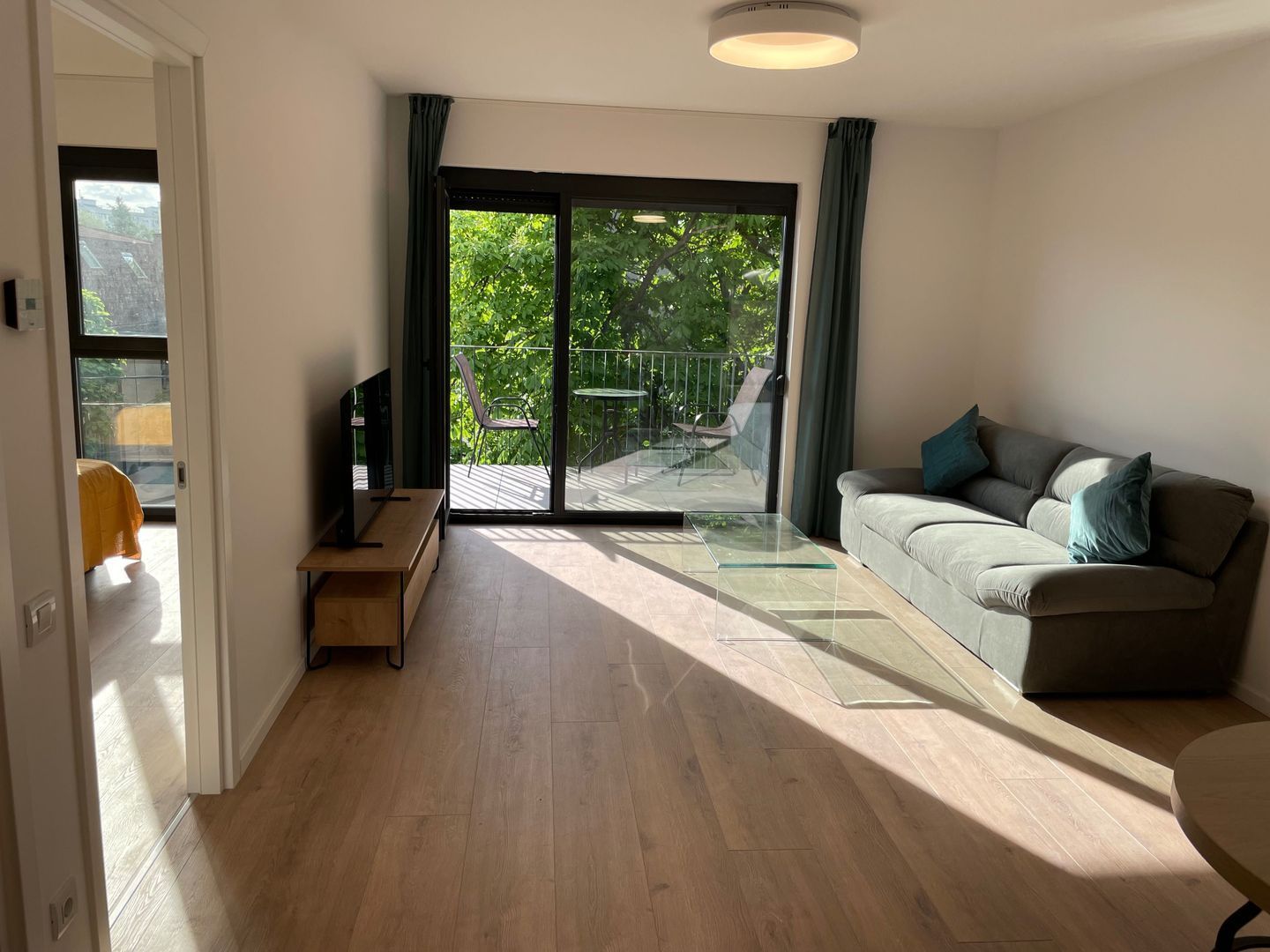 Apartament 2 camere Domenii - Poză 1