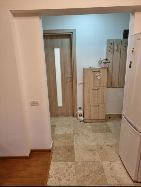 Închiriez apartament 2 camere, Vitan, demisol - Poză 6