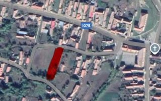 Teren intravilan de vânzare în sat Alămor, comuna Loamneș, județul Sibiu - Poză 3