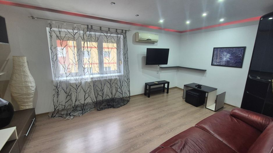 Închiriez apartament 2 camere Micro 4 - Poză 5