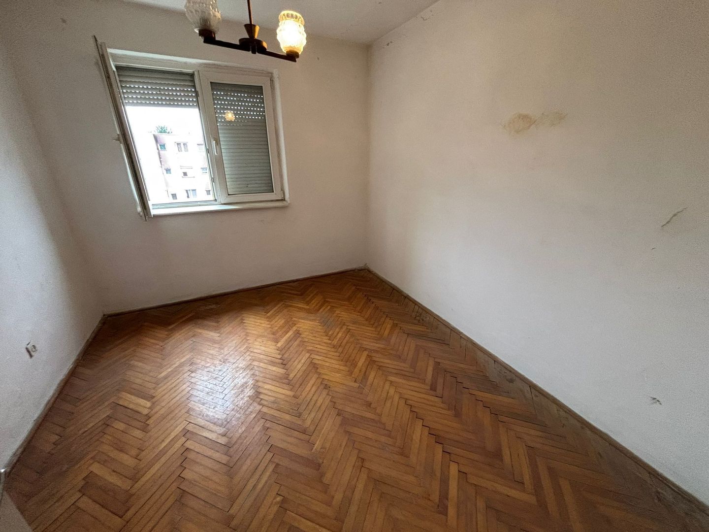 Apartament cu 3 camere (Reghin) - Poză 8