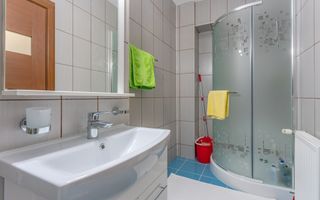 Apartament 2 Camere Răcădău | 75 mp | 2 Băi | Beci Subsol | Etaj 2/4 - Poză 9