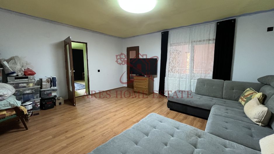 Casă individuală P+1+pod, pe piloni cu panouri solare - Poză 1