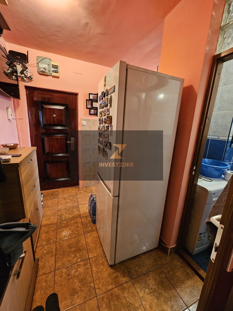 Vand apartament cu 2 camere - Poză 16