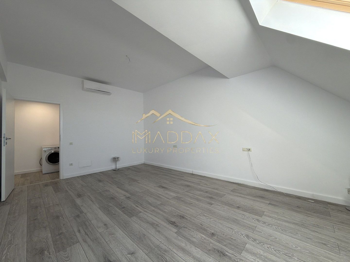 Apartament 3 camere // 134,4 mp utili + parcare // Aviatiei - Poză 19