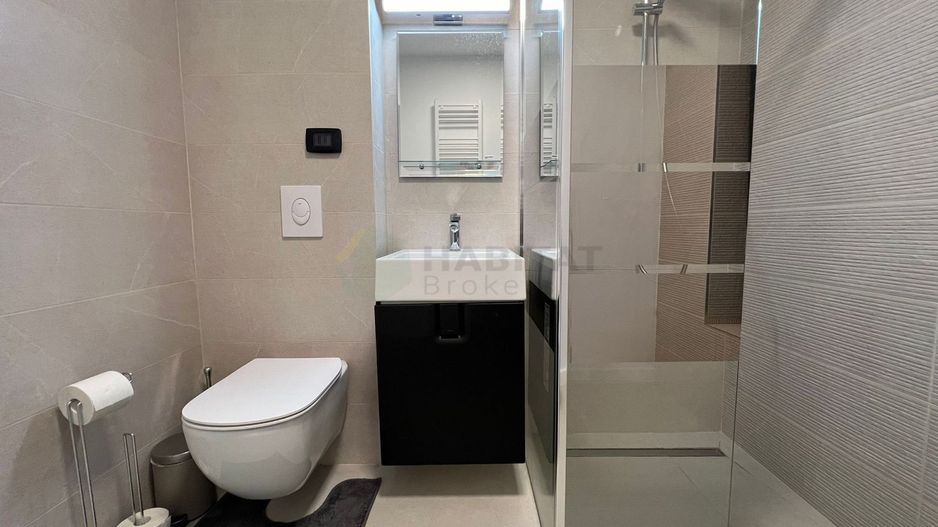 The Class Villas 1 – Vilă modernă de închiriat în Tunari - Poză 13