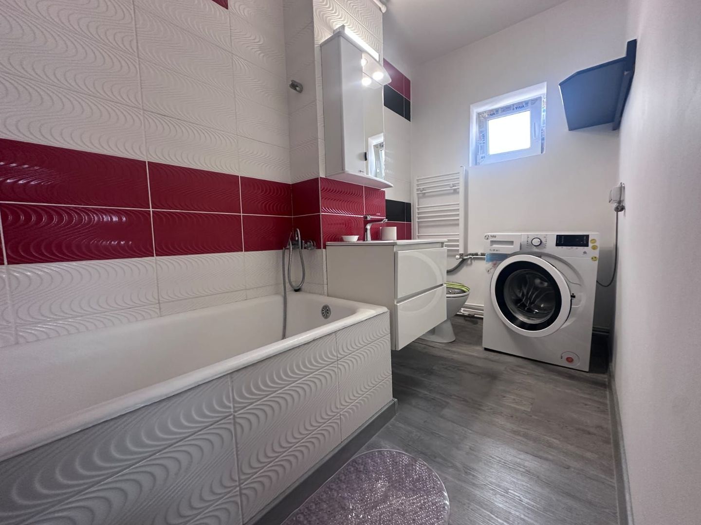 Renovat! Inchiriere apartament cu 2 camere in micro 4 - Targoviste - Poză 10