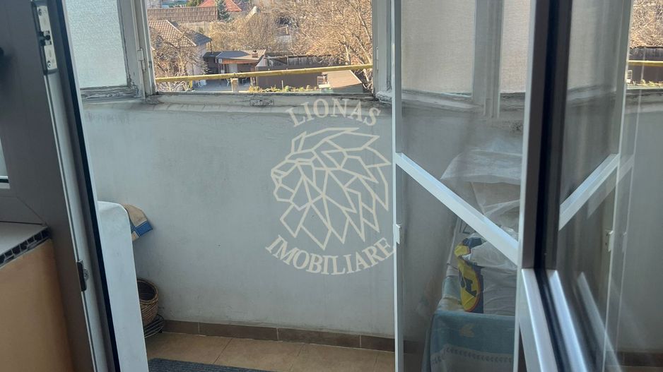 Apartament decomandat 4 camere 85 mp-balcon-etaj 3-parcare-Zona Lama - Poză 8